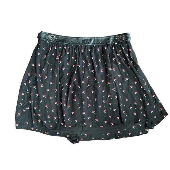 Torrid Hummingbird Skirt chiffon Leather Studded Black Plus Women 20 Bird - Picture 3 of 14